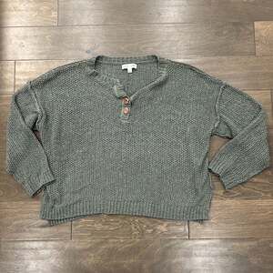 She + Sky Women's‎ Green Marled Knit V-Neck Sweater